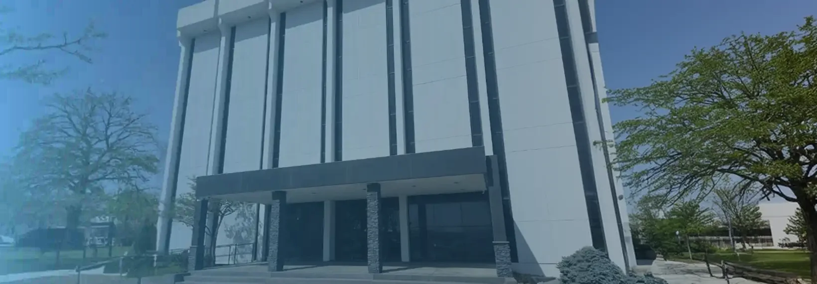Exterior of the SOS Wellness Middletown office building